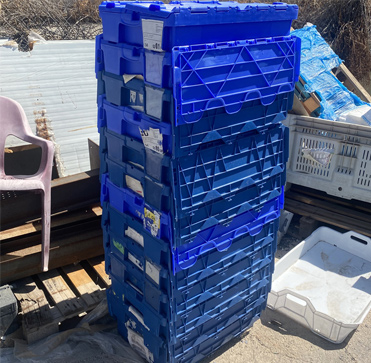 ¿Buscas cajas económicas para tu empresa? en Todocajas.com tienes justo lo que necesitas, lotes de cajas usadas con hasta el 70% de descuento. Son lotes procedentes de cierres y liquidaciones de empresas que te pueden resultar muy rentables, de hecho podrás comprar cajas de plástico usadas en buen estado, disponibles en diferentes tamaños y colores, rejilladas, sólidas, agrícolas, etc con precios muy por debajo de las cajas nuevas